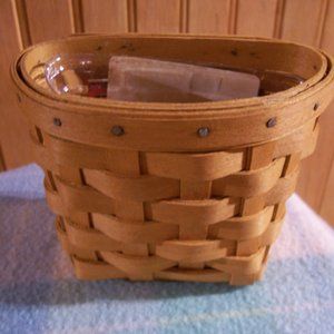 Longaberger 2007 OREGANO BOOKING BASKET